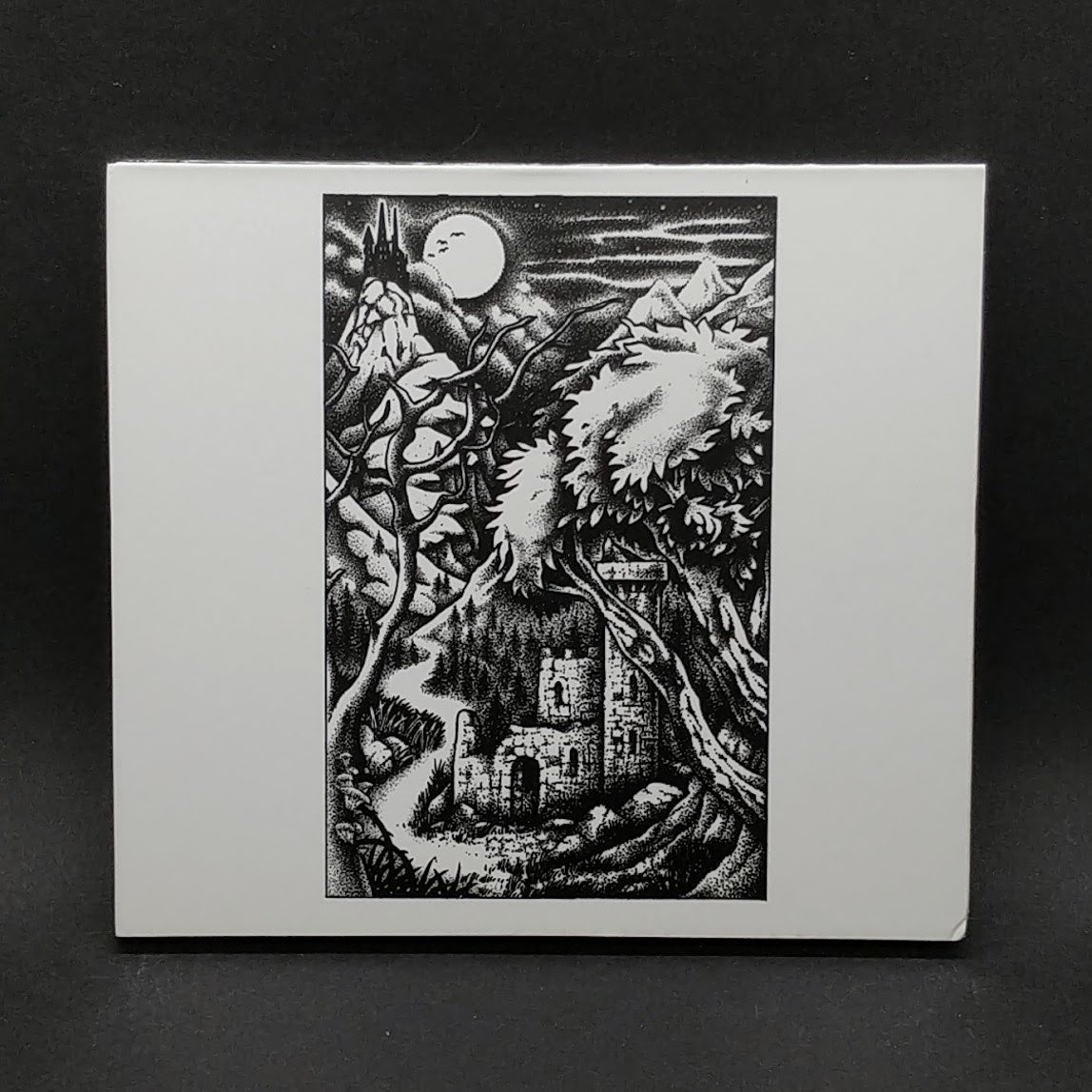 [SOLD OUT] CATACOMBS ENSHADOWED & BASTARD SWORD split CD