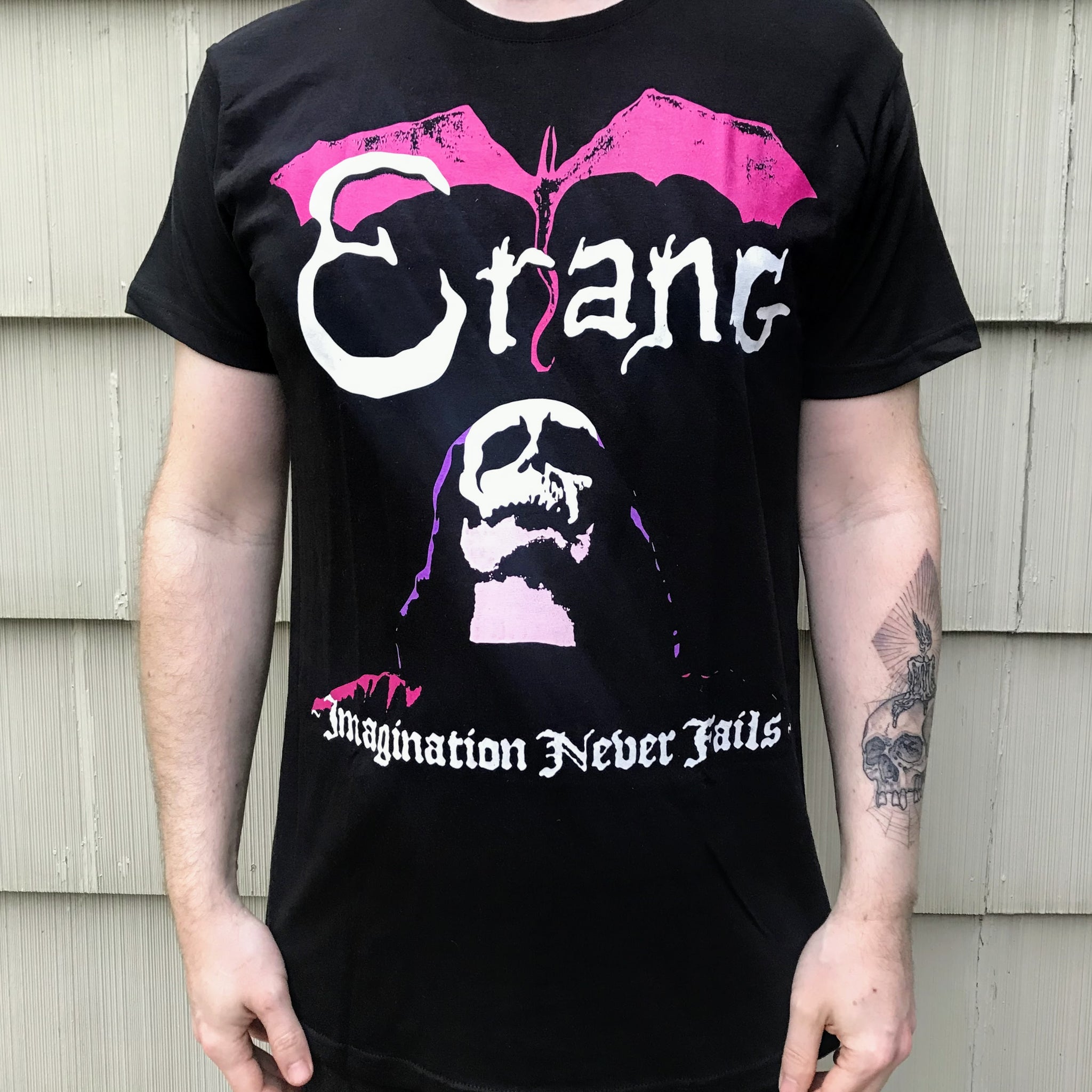 [SOLD OUT] ERANG "Imagination Never Fails (Pink Skull)" T-Shirt [BLACK]